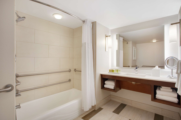 Bathroom 5, Hilton Naples , Collier