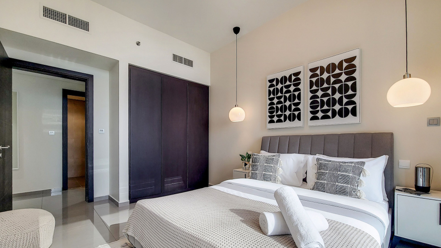 Room 2, Manzil - Modern 3BR in Business Bay nr Dubai Mall, Dubai