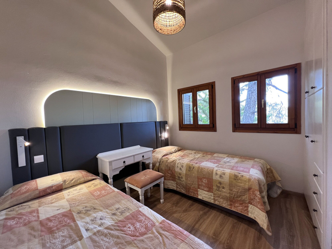 Bedroom 3, Poed Residences