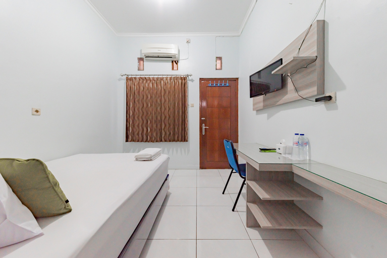 Bedroom 8