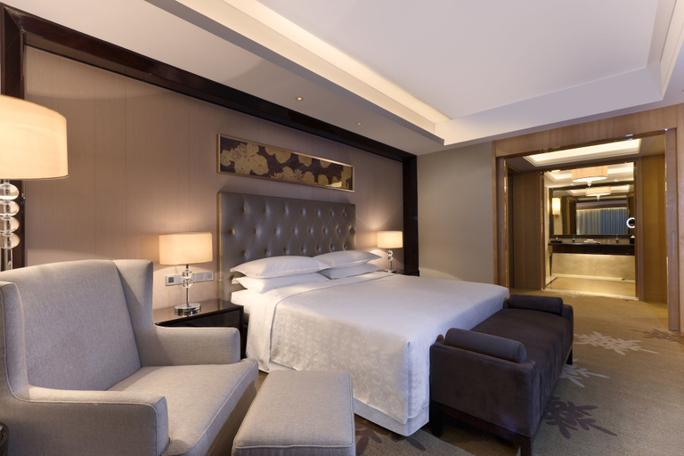 Bedroom 4, Sheraton Daqing Hotel, Daqing