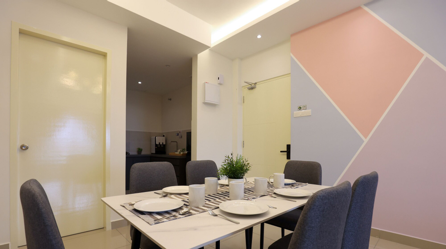 Dining Room 20