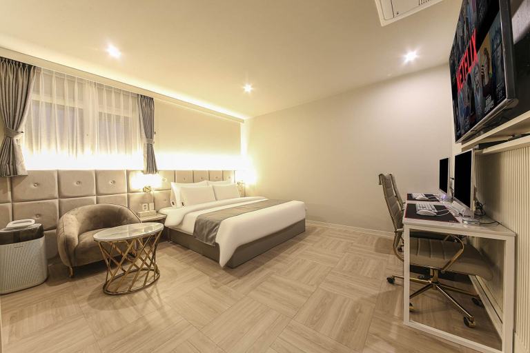 Bedroom 4, Denbasta Premium Hotel Bumil, Busanjin