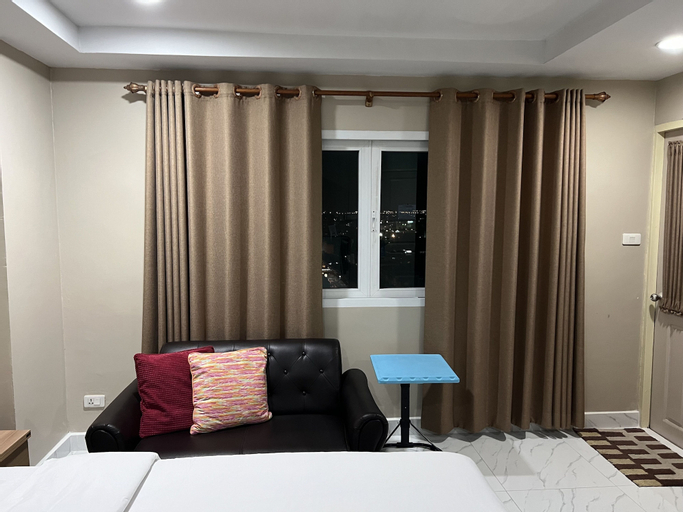 Bedroom 14