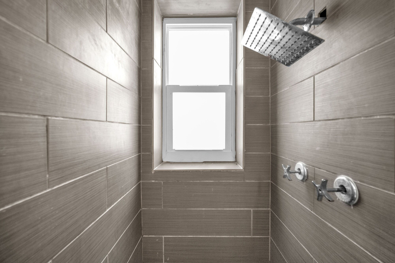 Bathroom 4, Laguna Blu Beach, Broward