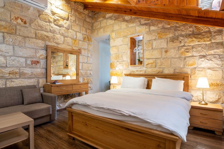 Bedroom 4, Via Maria Boutique Suites