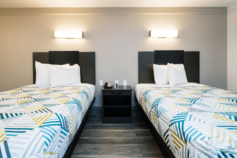 Bedroom 21