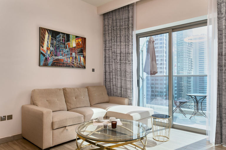 Living area 5, 1BR view in a luxurious home, Dubai