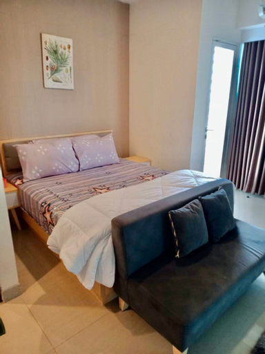 Bedroom 5, Lia's Room at Grand Kamala Lagoon, Bekasi