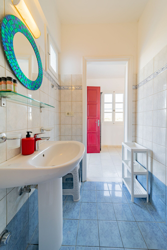 Bathroom 5, Antonina Hotel Apartments, South Aegean