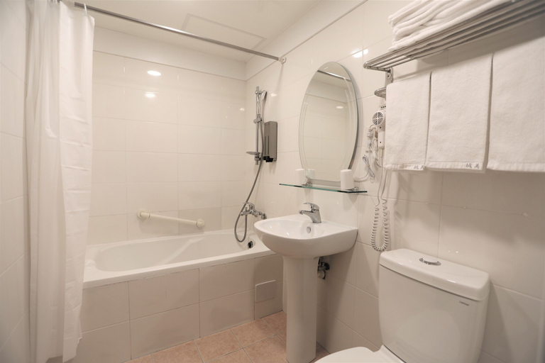 Bathroom 5, Chair Man Hotel, Taipei City