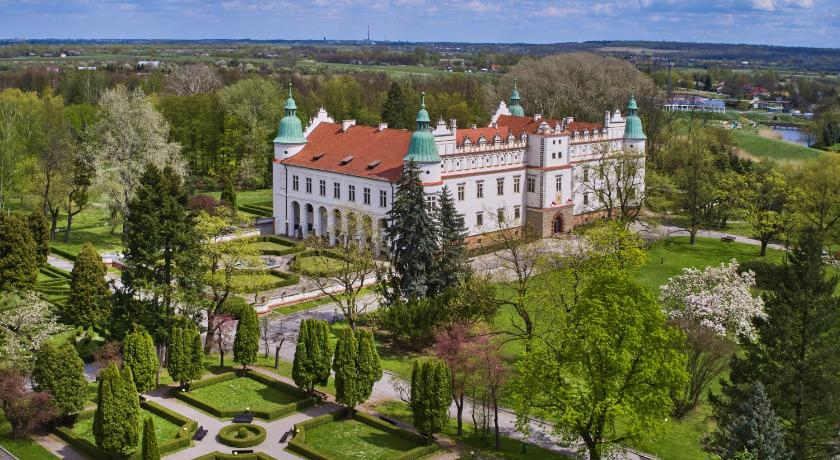 Zamek w Baranowie Sandomierskim, Staszów