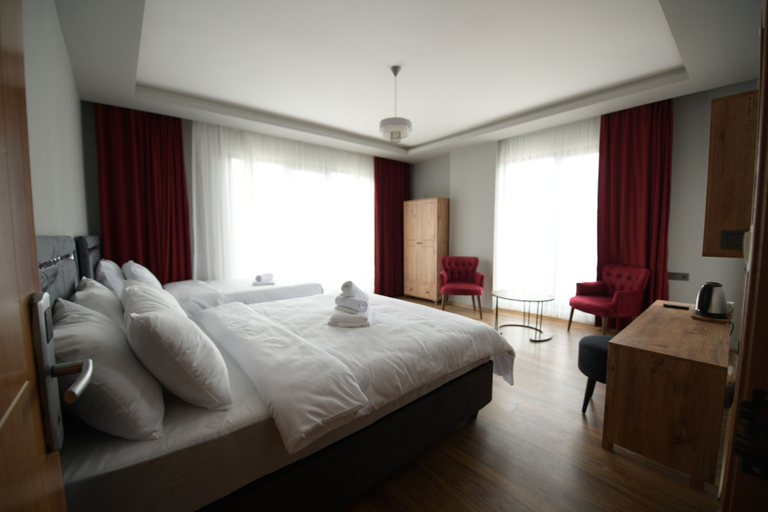 Bedroom 3, Poal Group Hotel, Merkez