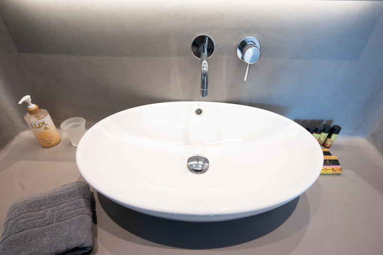 Bathroom 4, Mykonos Dot Apartments, South Aegean