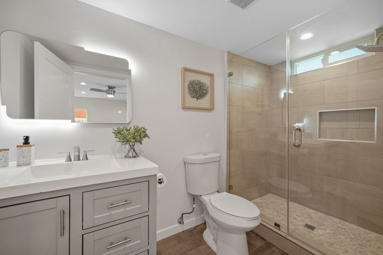 Bathroom 3, Completely Renovated Oasis on the Hill, Los Angeles