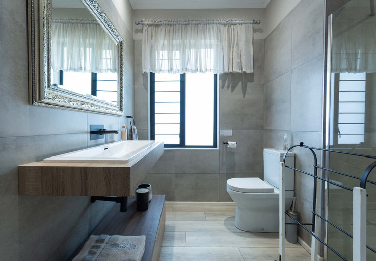 Bathroom 3, Waverley's Rest, City of Tshwane