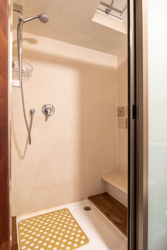 Bathroom 5, Via Maria Boutique Suites