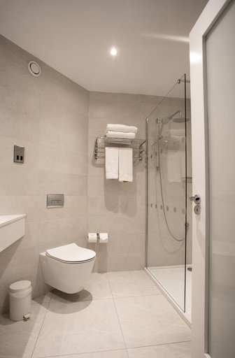 Bathroom 5, Grand Hotel, Dublin