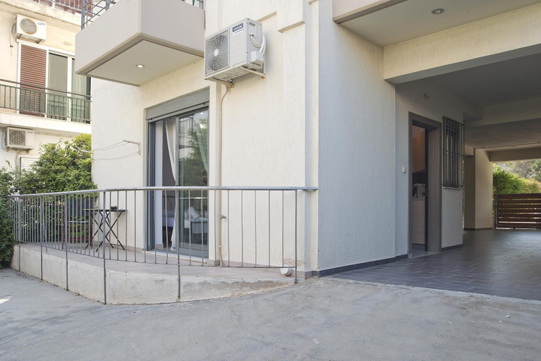 Room 2, Glyfada Cozy in Glifada, Attica