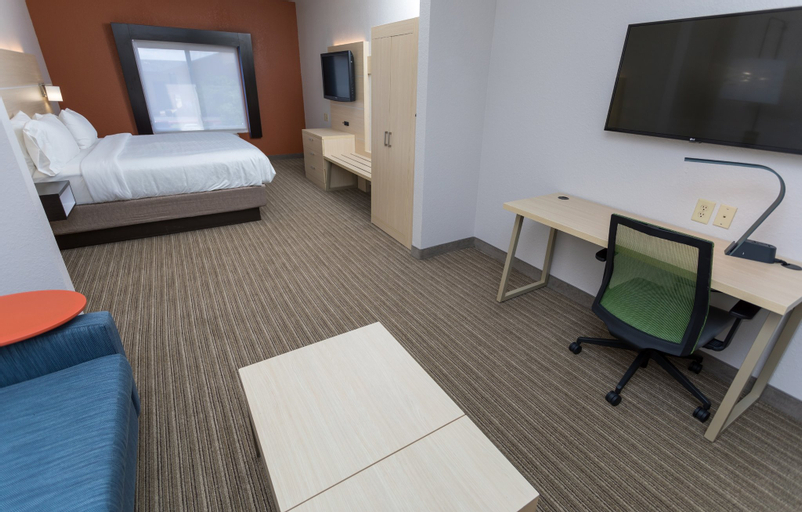 Holiday Inn Express & Suites ATHENS - Tap to explore photos
