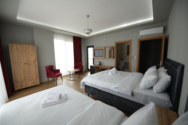 Bedroom 3, Poal Group Hotel, Merkez