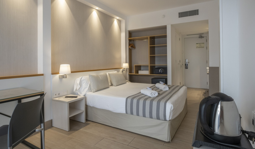 Bedroom 3, Hotel Rosamar Es Blau - Adults Only +21, Girona
