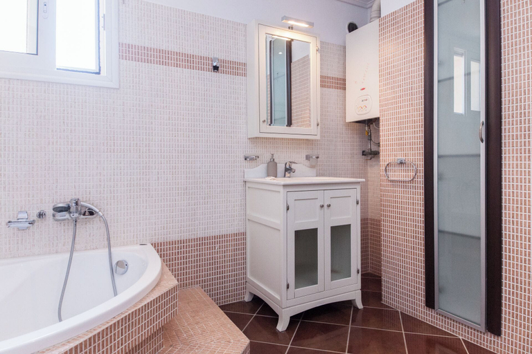 Bathroom 2, Gorgeous Apt w Magical View GC 3332-02, Attica