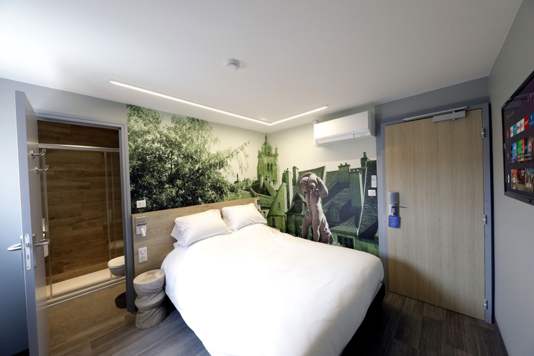 Bedroom 4, Sure Hotel by Best Western Dole, Jura