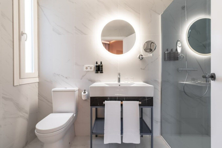 Bathroom 4, Ikonik Gran Via, Madrid