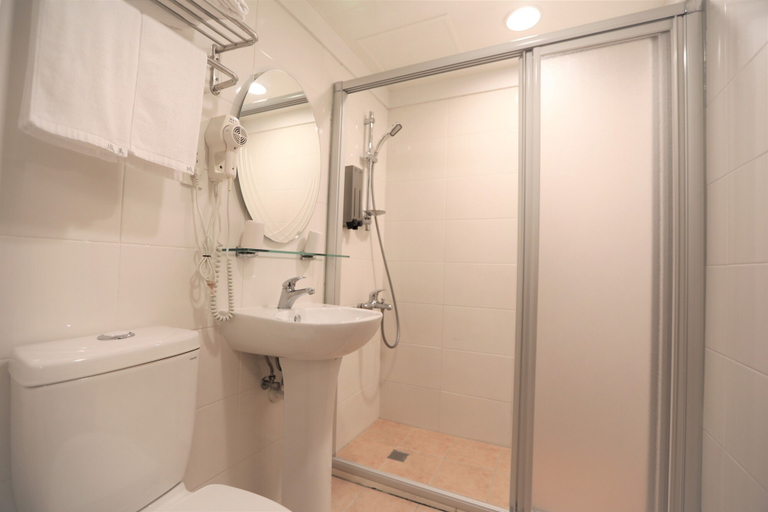 Bathroom 5, Chair Man Hotel, Taipei City