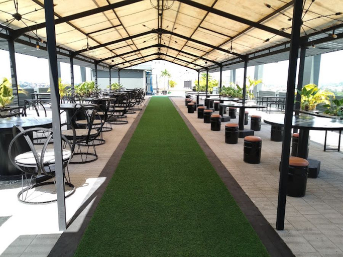 Food & Drinks, Student Castle Yogyakarta by Pekotel, Sleman