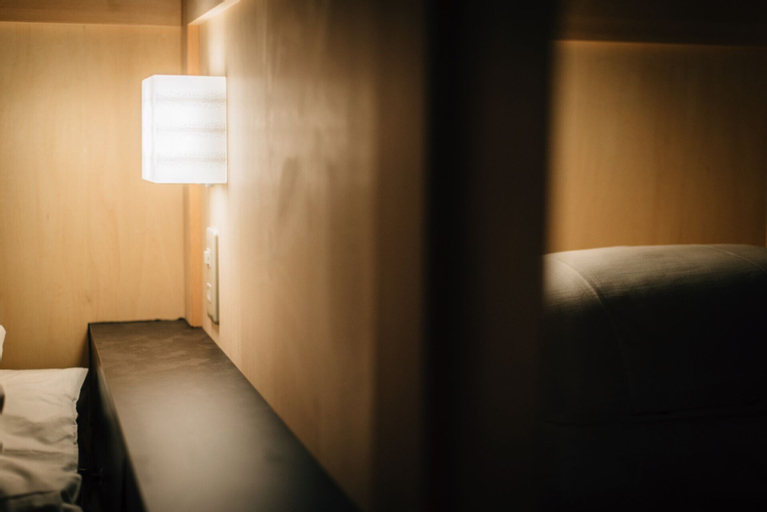Bedroom 27