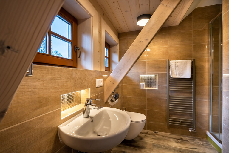 Bathroom 4, Wellness rezort Jánošíkov dvor, Dolný Kubín