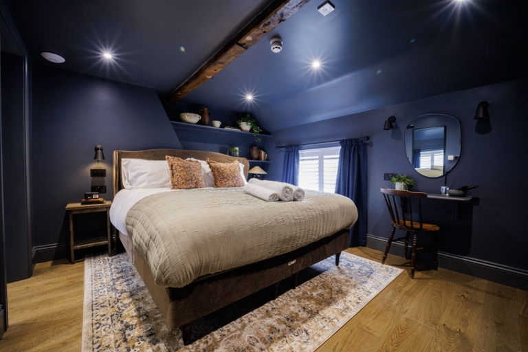 Bedroom 2, The Silk Rooms at Freemasons Inn, Cheshire East