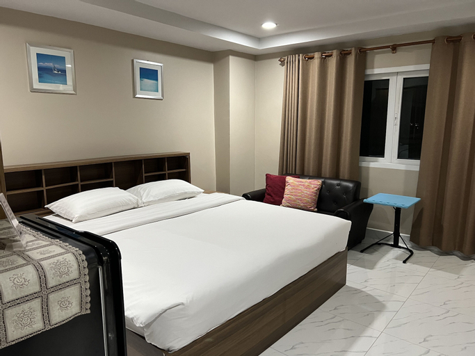 Bedroom 15