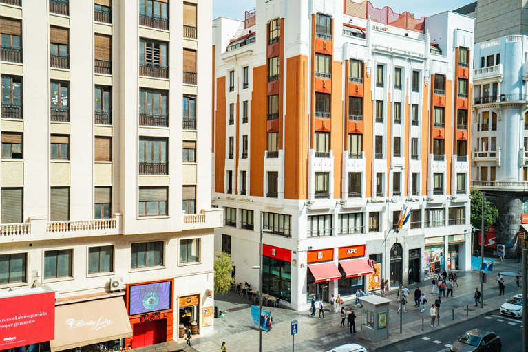 Exterior & Views 2, Smartr Madrid Gran Vía 47, Madrid