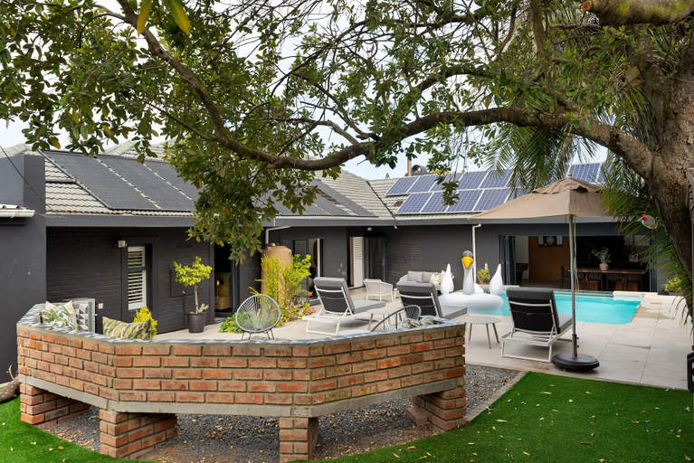 Exterior & Views 2, Luxury Oasis, Lifestyle Villa, Pool & Gym, City of Cape Town
