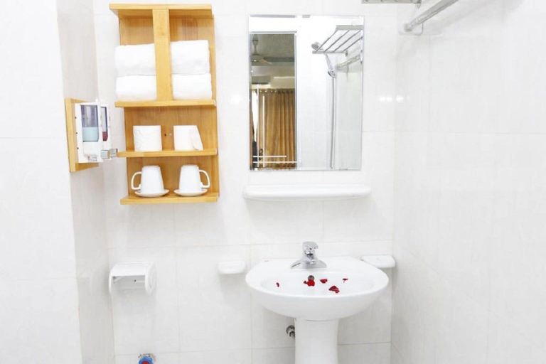Bathroom 5, catba sunrise hotel, Cát Hải
