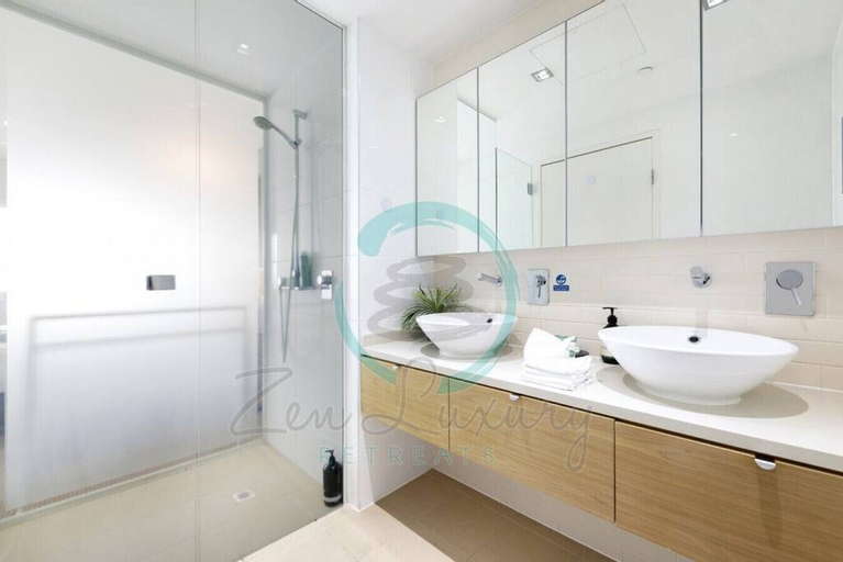 Bedroom 4, ZEN PARADISE - 2BR Waterfront Ocean View, City - Inner
