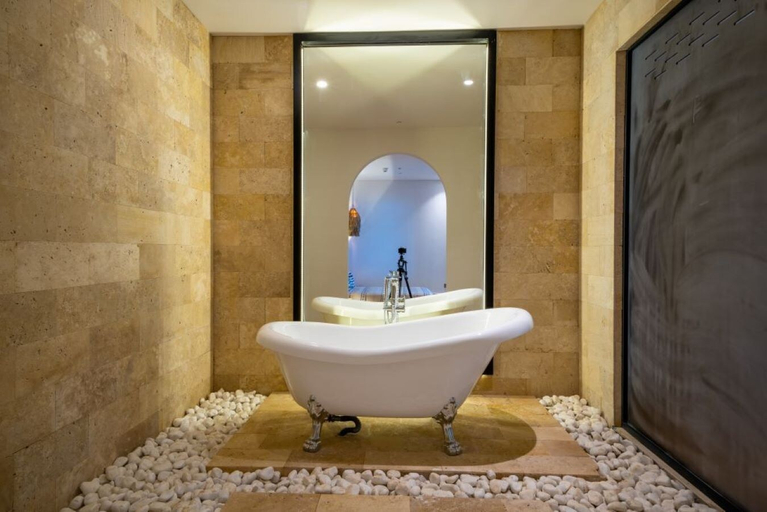 Bathroom 5, Lures Hotel, Kaş