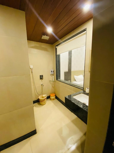 Bathroom 3, Retro Forest Resort, Pune