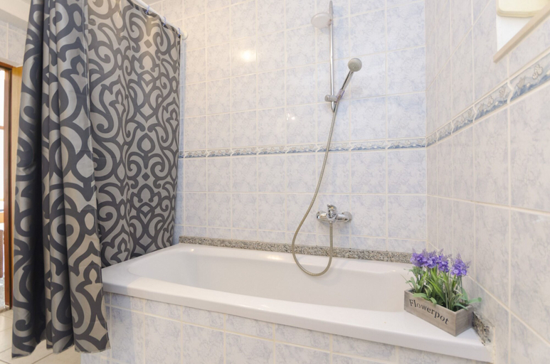 Bathroom 4, Apartments Crystal, Vodice