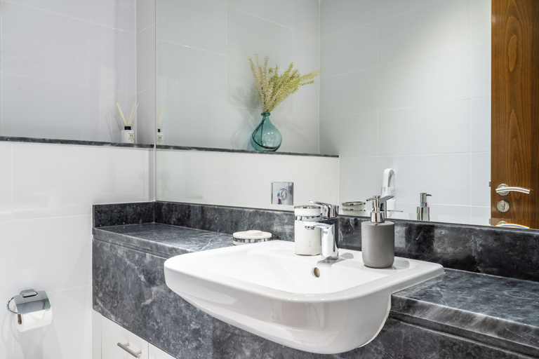 Bathroom 4, Nasma Holiday Homes - Amna Tower, Dubai