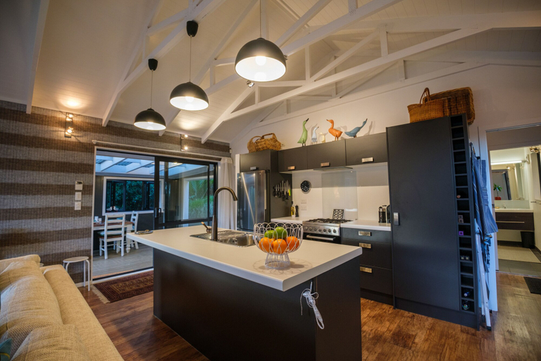 Private kitchen 2, The Pavilion Omiha, Auckland