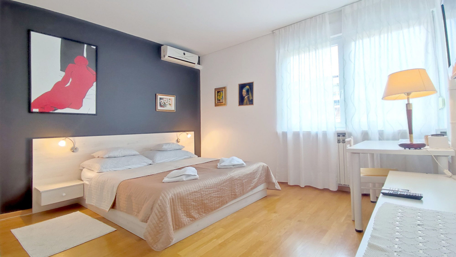 Bedroom 3, Miramare, Zagreb