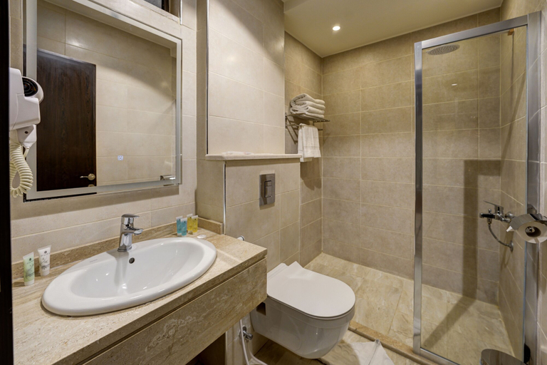 Bathroom 5, Luciana Hotel by FHM, Aqaba