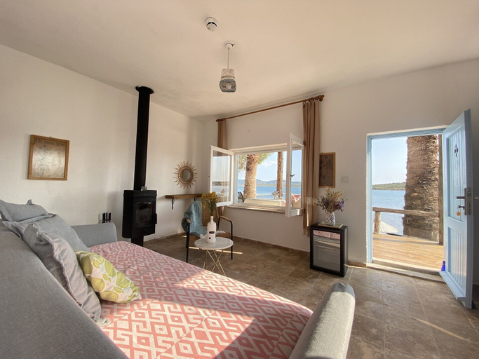 Bedroom 3, Sakin Odalar, Ayvalık