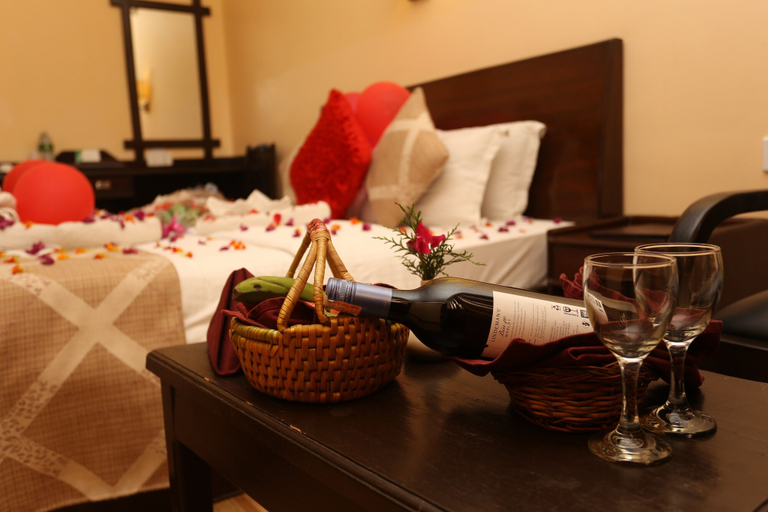 Food & Drinks 4, Hotel Peninsula, Gandaki