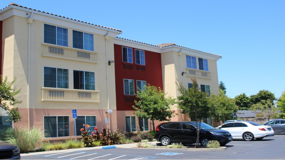 Exterior & Views 1, Holiday Inn Express & Suites BERKELEY, Alameda