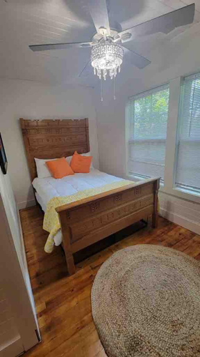 Bedroom 2, Lake Hartwell Frank Howard Home Clemson, Anderson